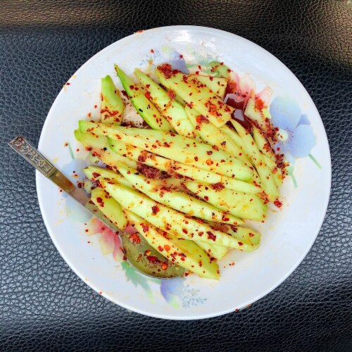 Homemade Vegan Vietnamese Vegan Chili Oil Sauce, All Purpose Gourmet Spicy Chili Sauce 16oz Perspective: right
