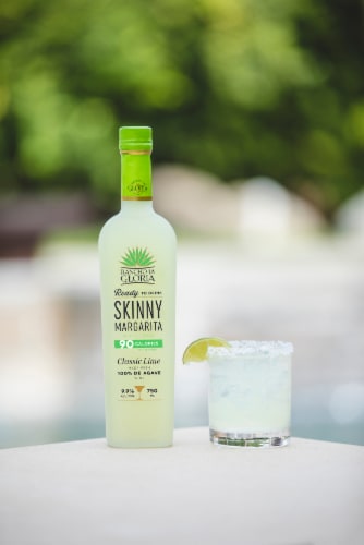 Rancho La Gloria Ready To Drink Classic Lime Skinny Margarita Drink Mix Low Calorie Wine Perspective: right