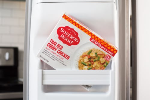 Saffron Road Thai Red Curry Chicken with Jasmine Rice Gluten-Free Frozen Meal Perspective: right