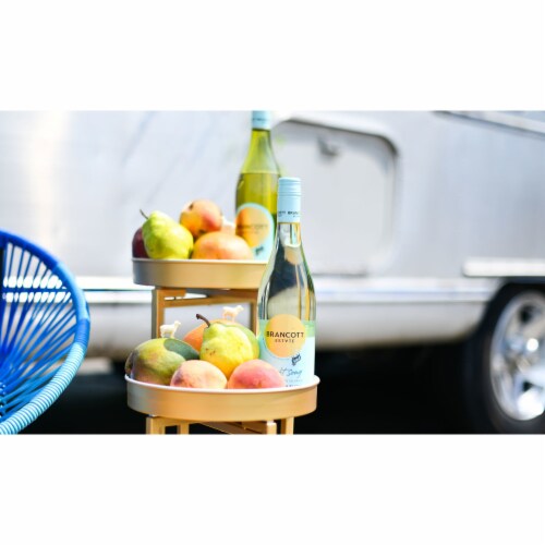 Brancott Estate Pinot Grigio New Zealand White Wine Perspective: right