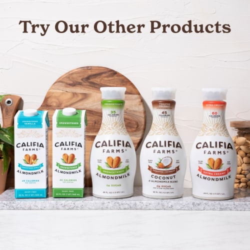 Califia Farms® Unsweetened Vanilla Almondmilk Perspective: right