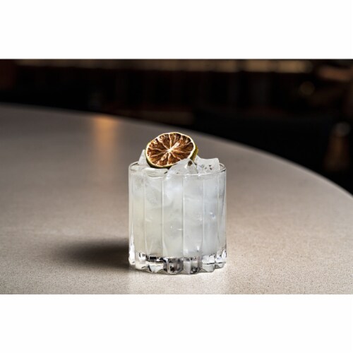 Cantera Negra Tequila Silver Perspective: right