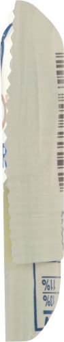 GoMacro® Oatmeal Chocolate Chip Nutrition Bars Perspective: right