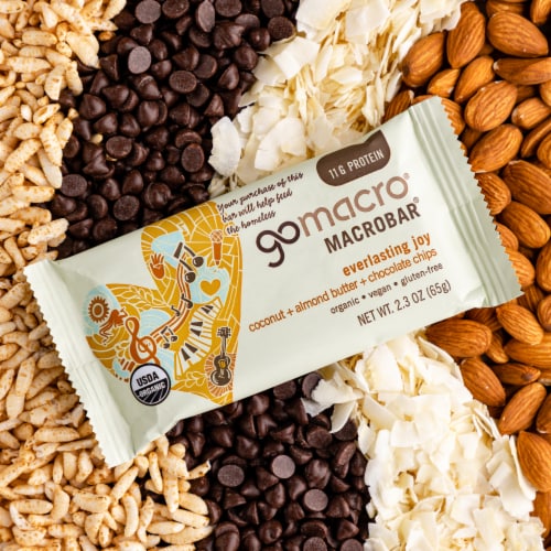 GoMacro® Coconut Almond Butter Chocolate Chips Protein Bar Perspective: right