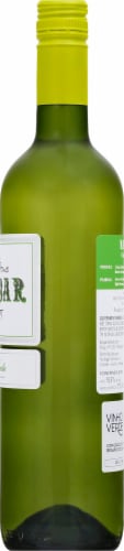 Raw Bar Vinho Verde Portugal White Wine Perspective: right