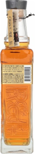 Slo Stills Rod & Hammer's Straight Bourbon Whiskey Perspective: right