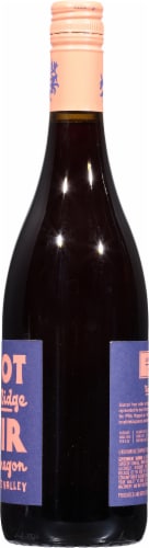 Kings Ridge Oregon Pinot Noir Red Wine Perspective: right