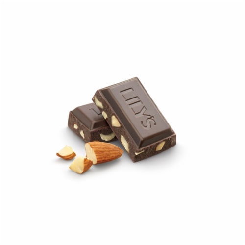 LILY'S Almond Dark Chocolate Style No Sugar Added Sweets Bar Perspective: right