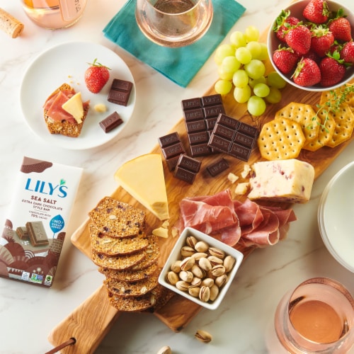 LILY'S Sea Salt Extra Dark Chocolate Style No Sugar Added Sweets Bar Perspective: right
