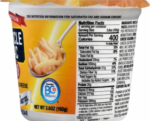 Muscle Mac® Pro White Cheddar Macaroni & Cheese Single Serve Cup Perspective: right