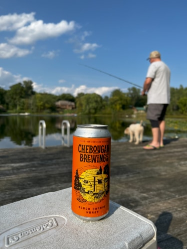 Cheboygan Brewing Blood Orange Honey Beer Cans Perspective: right