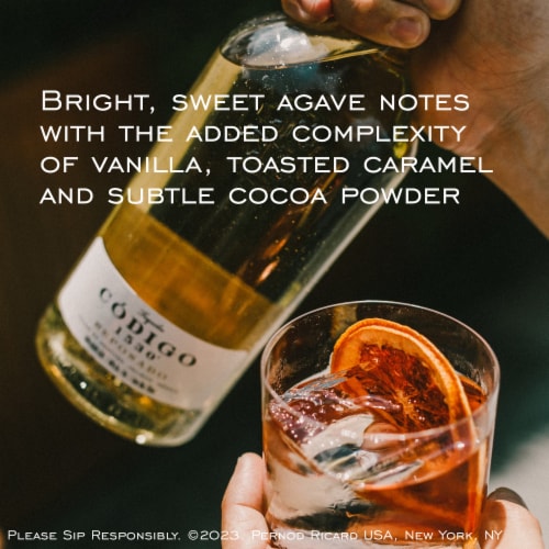 Codigo 1530 Tequila Reposado Perspective: right