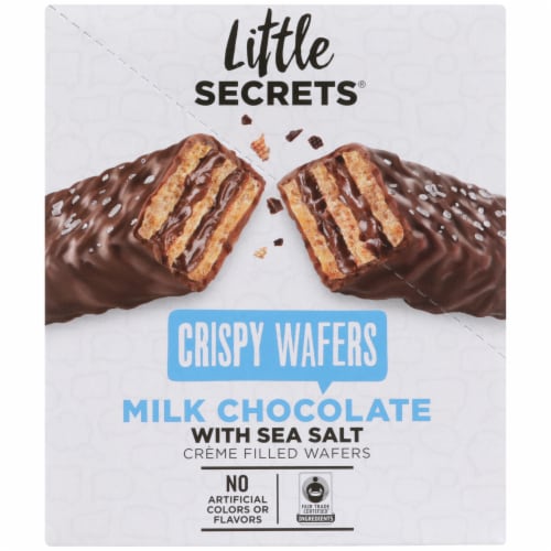 Little Secrets® Milk Chocolate With Sea Salt Crispy Wafers Perspective: right