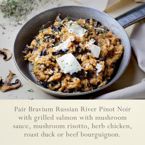Bravium Anderson Valley Pinot Noir Perspective: right