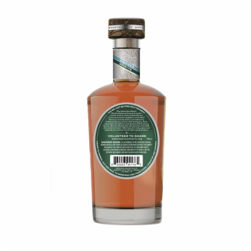 Sweetens Cove Kennessee Tennessee Blended Bourbon Whiskey Perspective: right