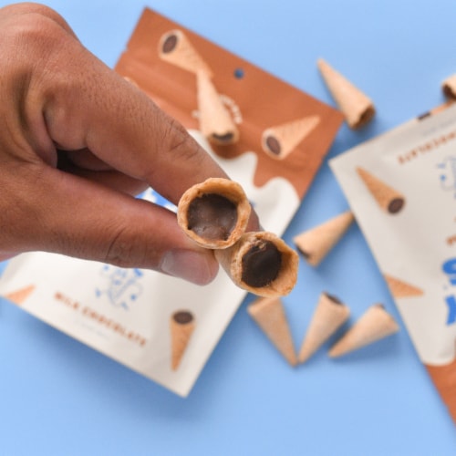 Muddy Bites® Milk Chocolate Waffle Cone Snacks Perspective: right