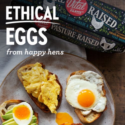 Vital Farms® Pasture-Raised Large Brown Eggs Perspective: right