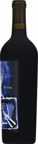 Bootleg Red Blend Red Wine Perspective: right