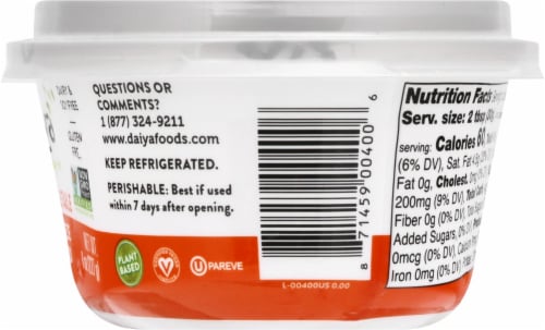 Daiya Garden Vegetable Cream Cheese Style Spread Perspective: right