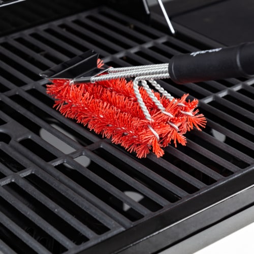 Dyna-Glo Grill Brush Perspective: right