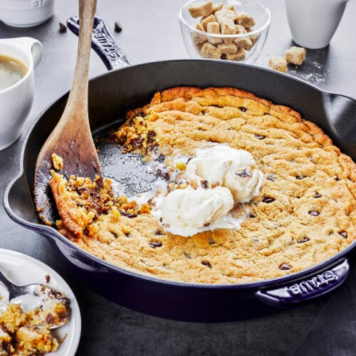 Staub Cast Iron 11-inch Traditional Skillet - Dark Blue Perspective: right