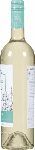 Castello Del Poggio Moscato Perspective: right