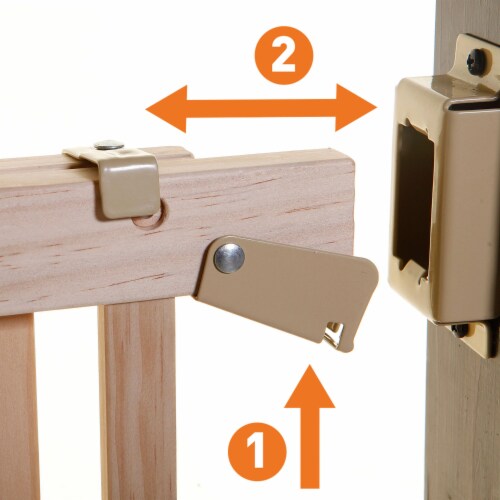 Dreambaby 2025 wooden gate
