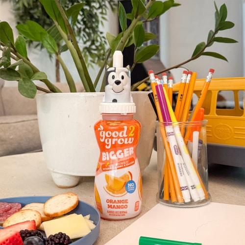 good2grow® Orange Mango Flavored Juice Beverage Perspective: right