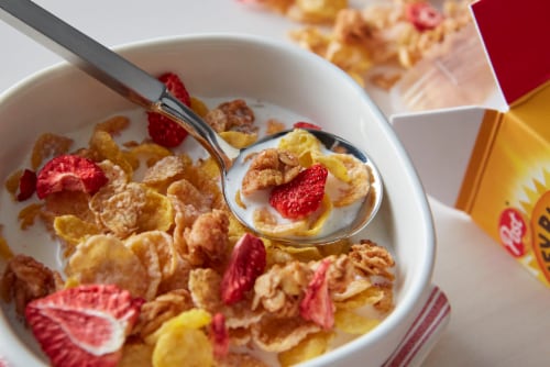 Post Honey Bunches of Oats with Strawberries Breakfast Cereal Perspective: right