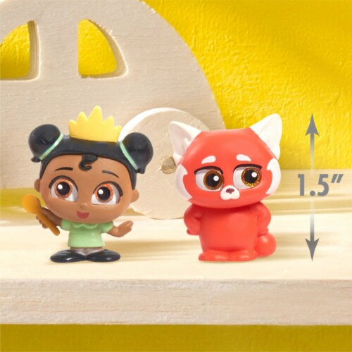 Just Play Series 8 Disney Doorables Multi Peek Perspective: right