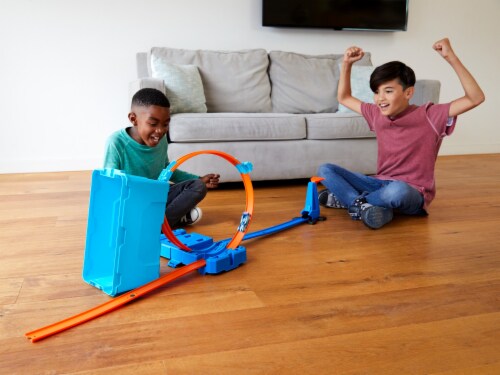 Mattel Hot Wheels® Track Builder Action Bin Perspective: right