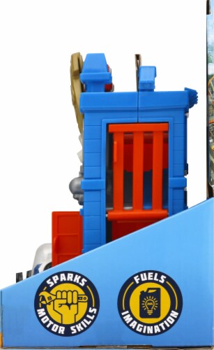 Hot Wheels City Downtown Police Station Breakout Play Set 