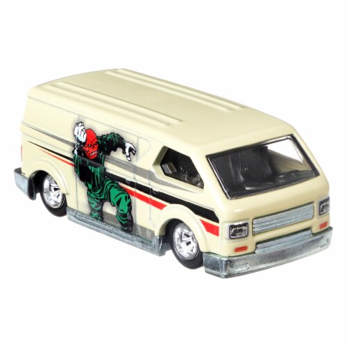 Hot Wheels® Marvel Van Perspective: right