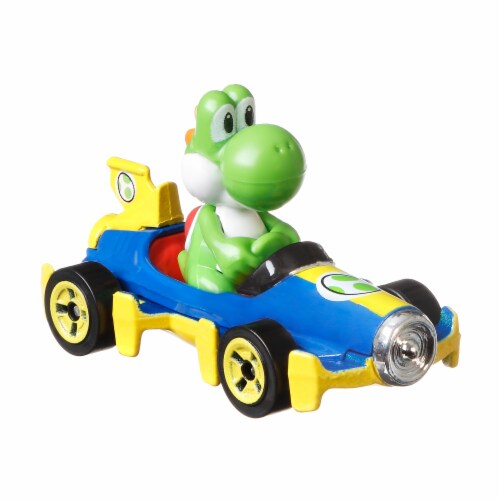 Mattel® Hot Wheels® Mario Kart™ Yoshi Mach 8 Vehicle Perspective: right