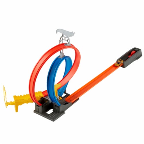 Mattell Hot® Wheels Energy Track Set Perspective: right