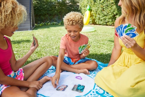 UNO® Flip Splash Card Game Perspective: right