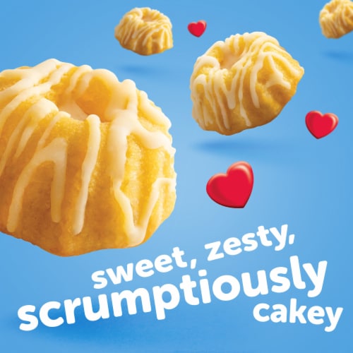 Hostess® Lemon Drizzle Baby Bundt Cakes Perspective: right