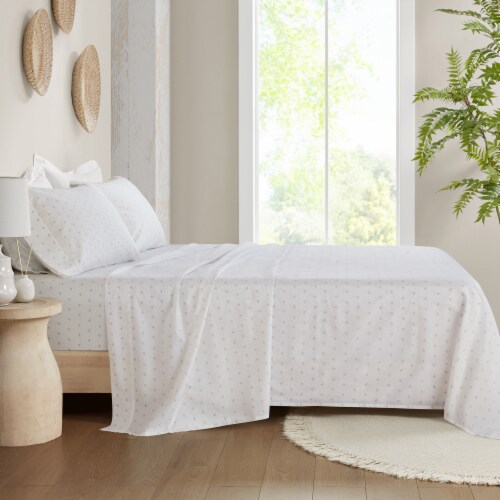 HD Designs 300 Thread Count Sheet Set Full - 4 Pack Leaves Perspective: right