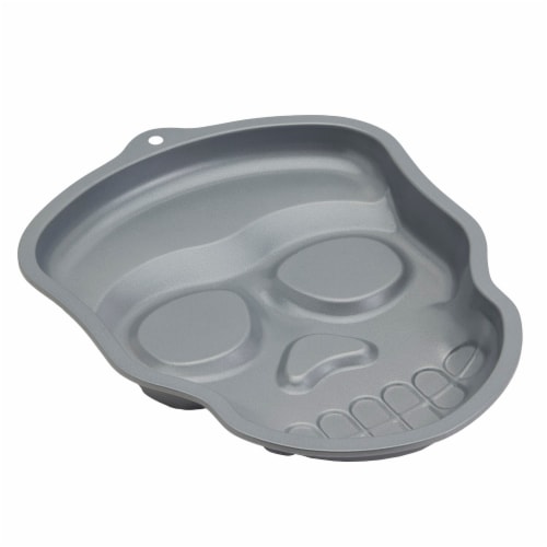 Holiday Home Halloween Carbon Steel Skull Pan Perspective: right