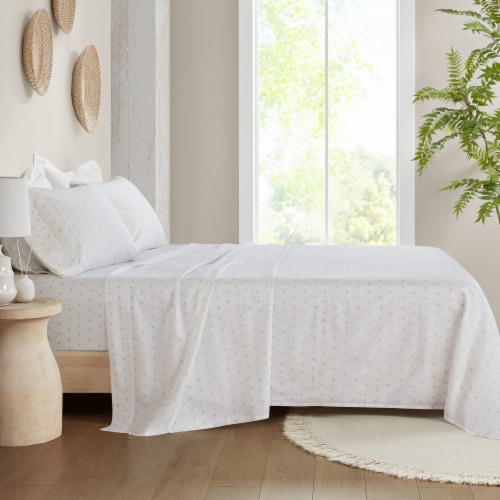 HD Designs 300 Thread Count Pillow Cases King - 2 Pack Leaves Perspective: right