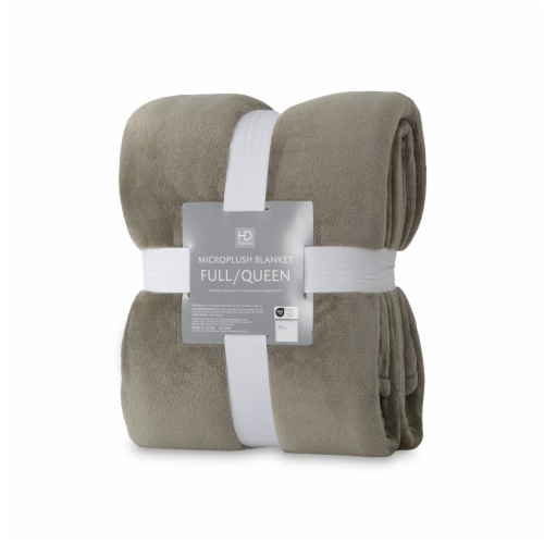 HD Designs® Microplush Blanket - Green Perspective: right