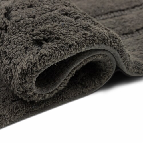 Modavari Turkish Bath Mat - Gray Pinstripe Perspective: right