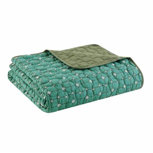 Everyday Living Microfiber Quilt - Geo Pattern Perspective: right