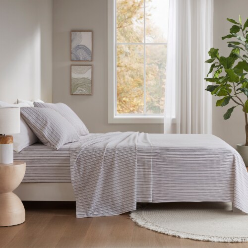 HD Designs Flannel Sheet Set - Stripe Perspective: right
