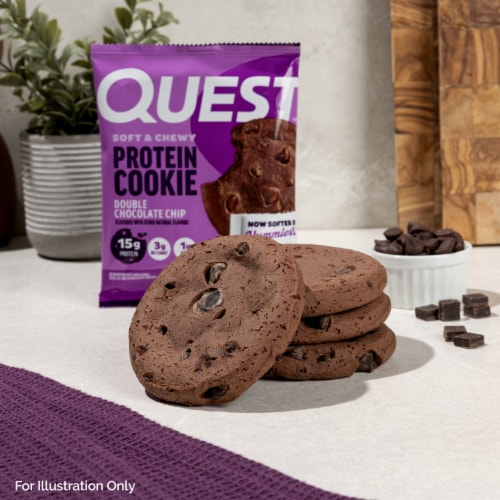 Quest Soft & Chewy Double Chocolate Chip Protein Cookies Perspective: right