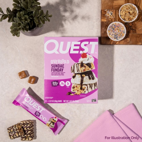 Quest Overload Sundae Funday Protein Bar Perspective: right