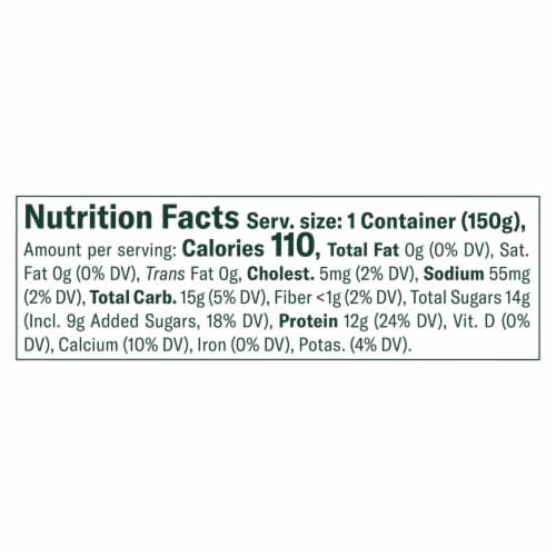 Chobani® Vanilla Nonfat Greek Yogurt Cup Perspective: right