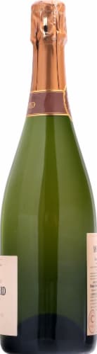 Moutard Brut Grande Cuvee Champagne Perspective: right