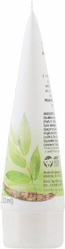 Weleda Clarifying Cleansing Gel Perspective: right