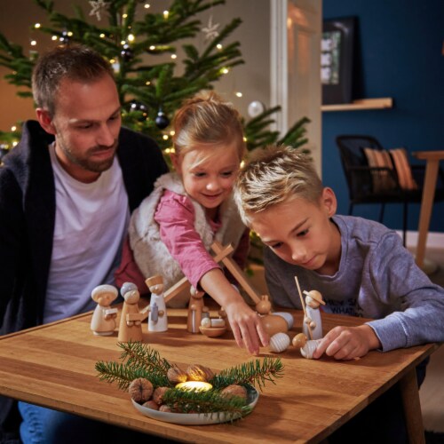HABA Nativity Scene 12-Piece Set (Made in Germany) Perspective: right